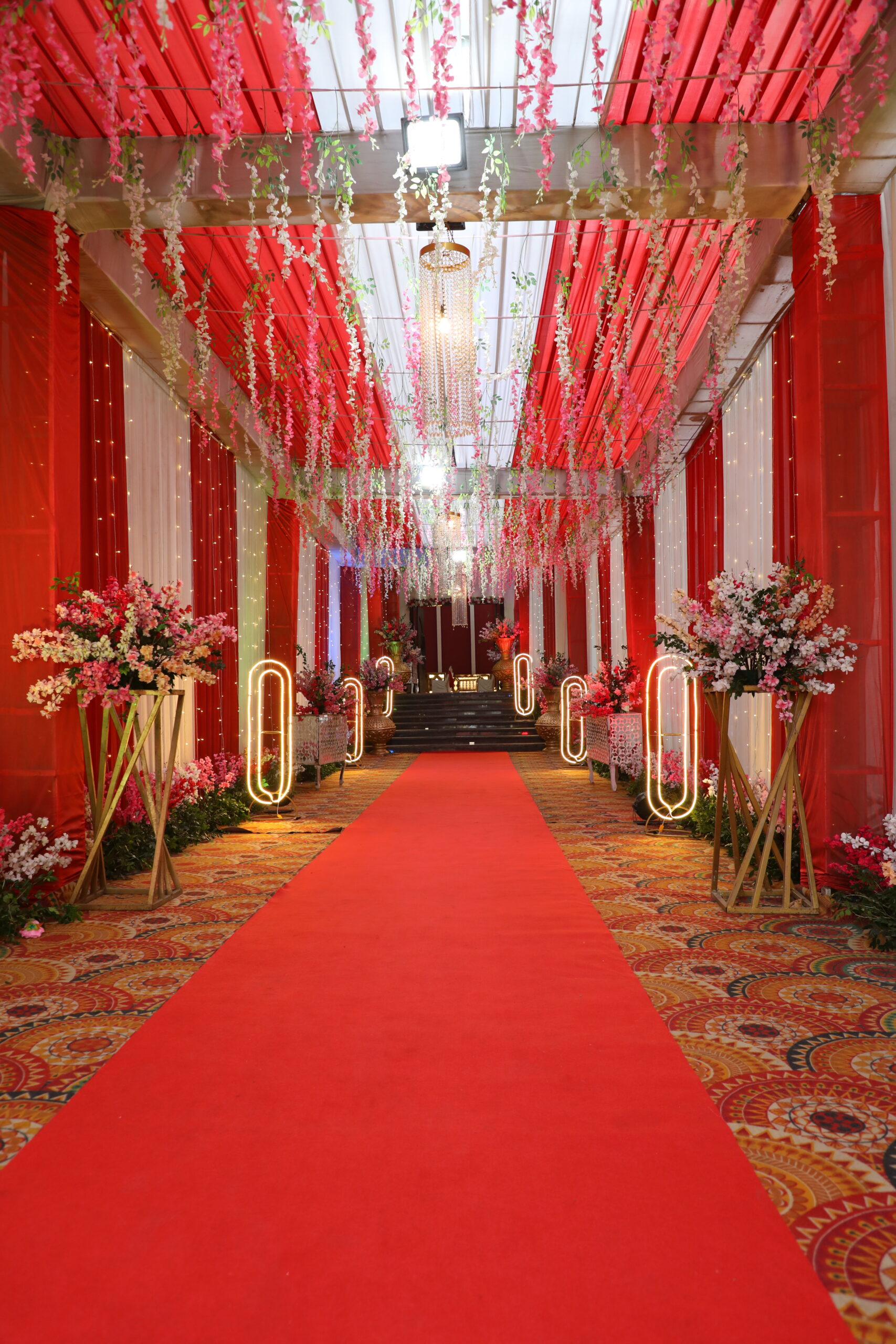 Luxury Mountain Suite at Hotel Elysee Dehradun